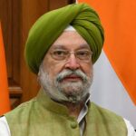 Hardeep_Singh_Puri_with_PM_Modi_(cropped)